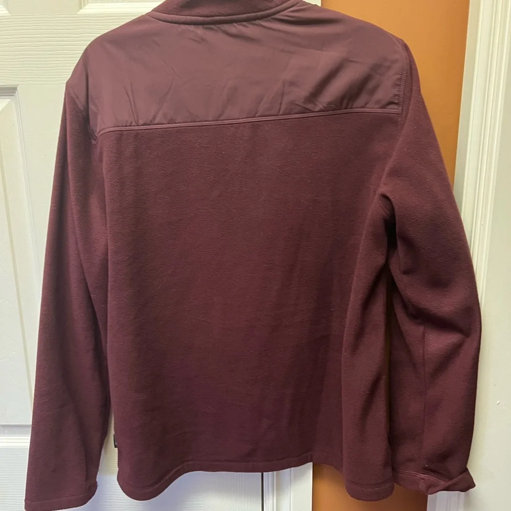 G.H. Bass Men’s Quarter Zip Pullover. Size Large. Very good condition
